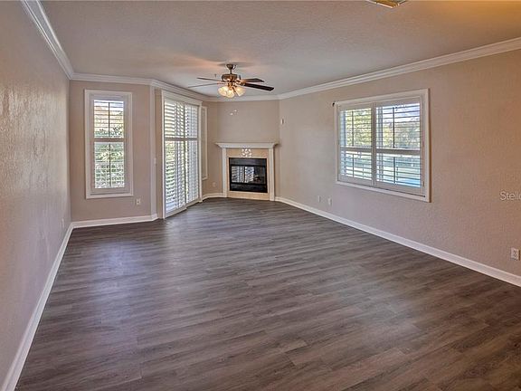 5th image of 101 Brent Cir