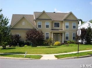 5818 Tova Cir, Macungie, PA 18062