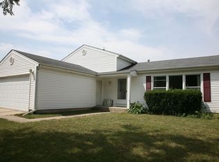 306 Ronnie Dr, Buffalo Grove, IL 60089