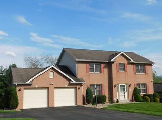 324 E Mulberry Dr, Mt Pleasant, PA 15666