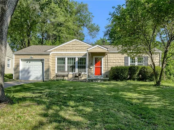 312 E Sweeney Blvd, Kansas City, MO 64114