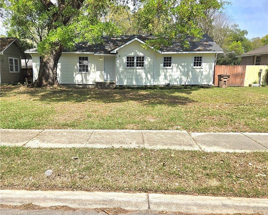 1st image of 2658 Emogene St