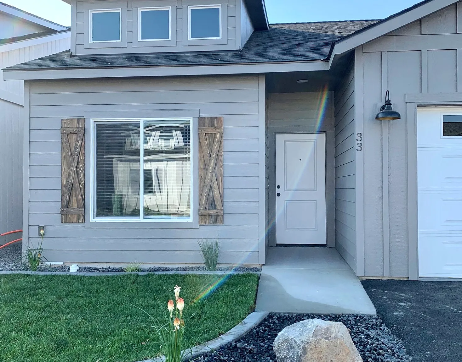 5810 Midland Ln — Photo 2