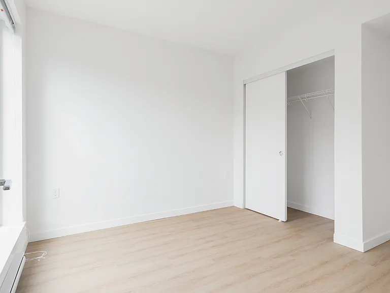 3655 Victoria Dr — Photo 69