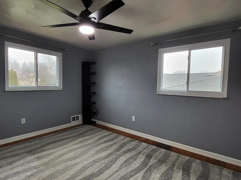 2128 Carolina Ave — Photo 15