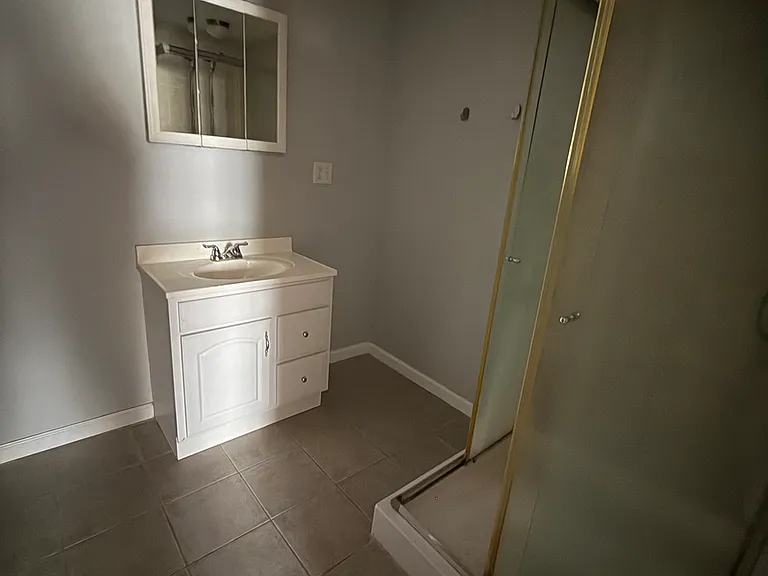 1714 Rodman St — Photo 5