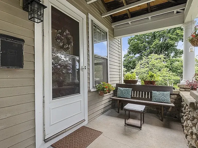 132 Fountain St — Photo 4