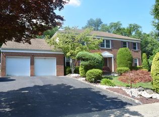 5 Theodore Dr, East Brunswick, NJ 08816