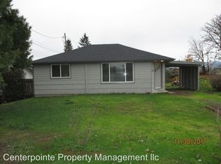 131 S Comstock Rd, Sutherlin, OR 97479