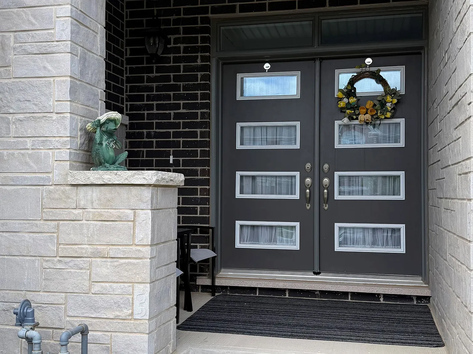3 bed, $2,800 — Photo 2