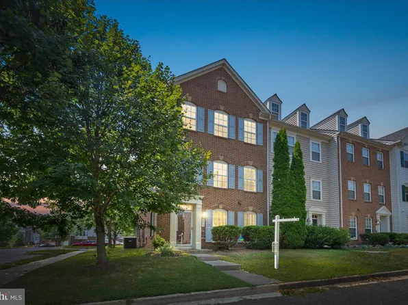 4415 Simpson Mill Way, Woodbridge, VA 22192
