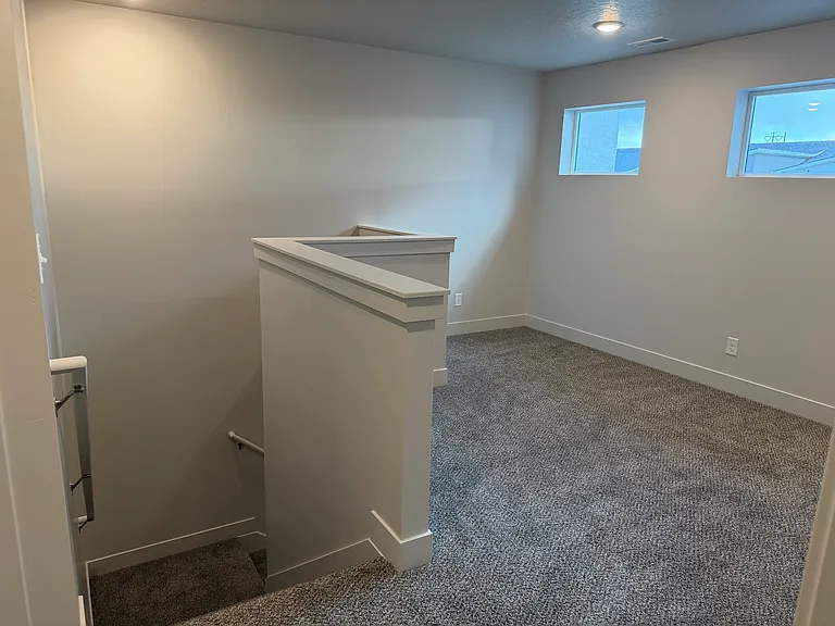 4013 S Woodland Ave — Photo 10