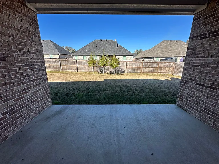 11948 Gillian Ct — Photo 35