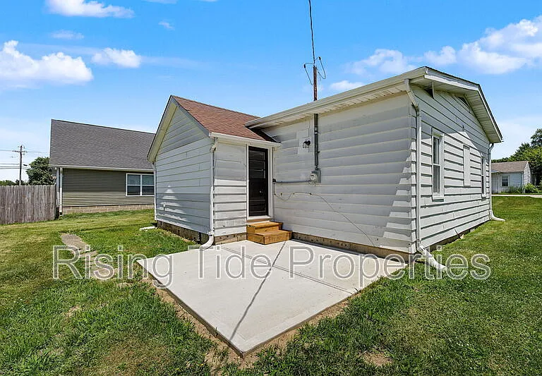 1607 Montgomery Ave — Photo 30