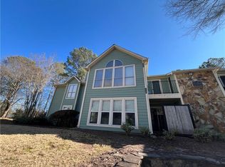 2115 Canyon Point Cir, Roswell, GA 30076
