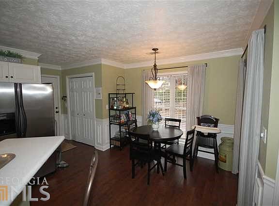 5th image of 1575 Smoke Hill Dr
