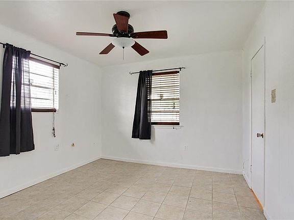 5th image of 2908 Mount Kennedy Dr