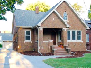 3026 N Sheridan Rd, Peoria, IL 61604