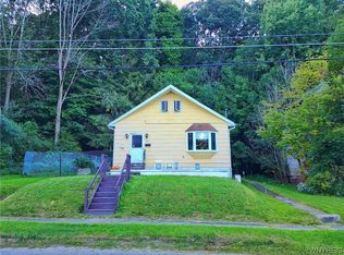 229-230 Highland Ave, Salamanca, NY 14779