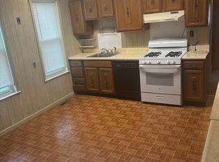 36 Ibbetson St #1, Somerville, MA 02143