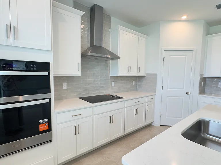 13366 Generations Ave — Photo 5