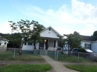 1051 Jackson Ave, Huntington, WV 25704