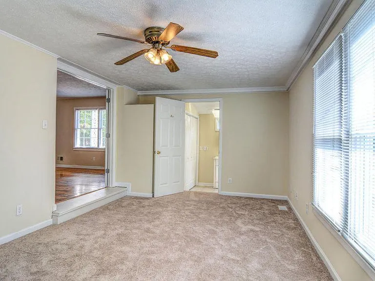 5333 Ridgewood Heights Dr — Photo 12