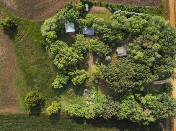 75237 160th St, Albert Lea, MN 56007