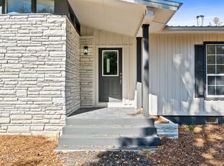 364 Lister Dr, Wewahitchka, FL 32465