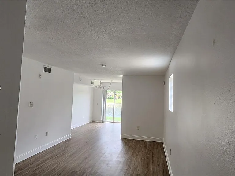 3478 Briar Bay Blvd #106 — Photo 2