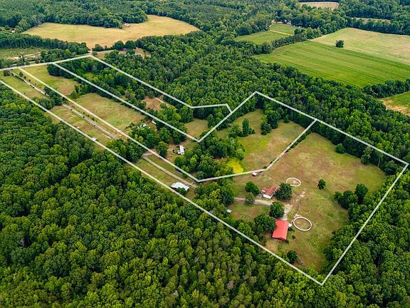 2nd image of 4911 Lewiston Rd