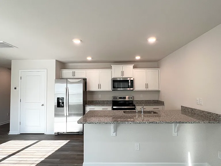 5915 Faron Way — Photo 3