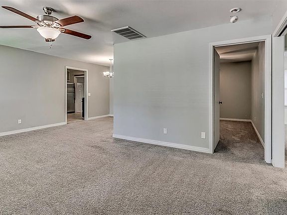 5th image of 1621 Oxford Way