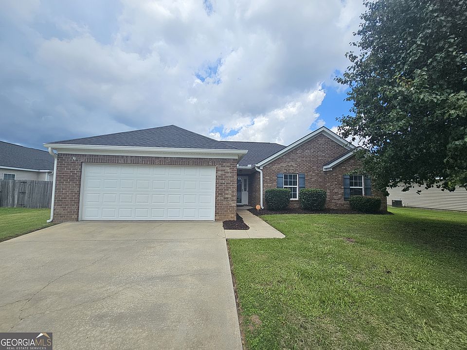 1st image of 8003 Ponderosa Pine Ave