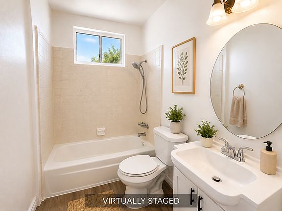 4th image of 2635 Pacific St APT 9