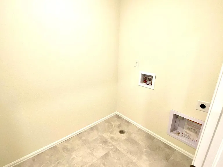 17619 Olive St — Photo 16