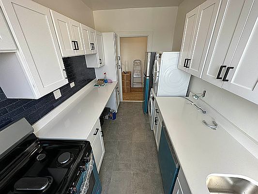 3rd image of 3111 Heath Ave APT 43A