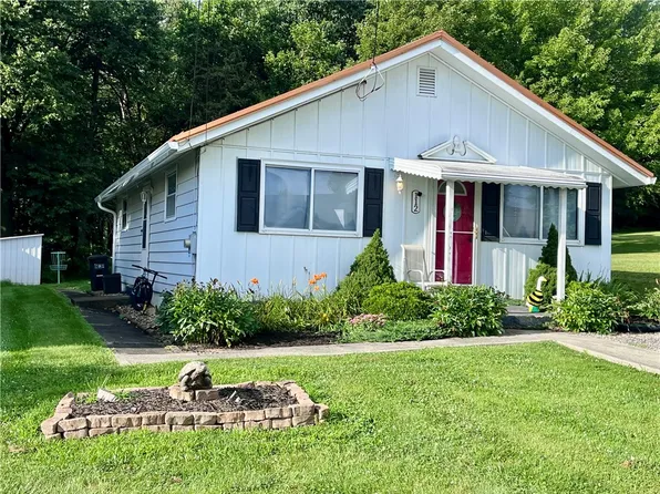 Campbell Ave, Butler, PA 16001