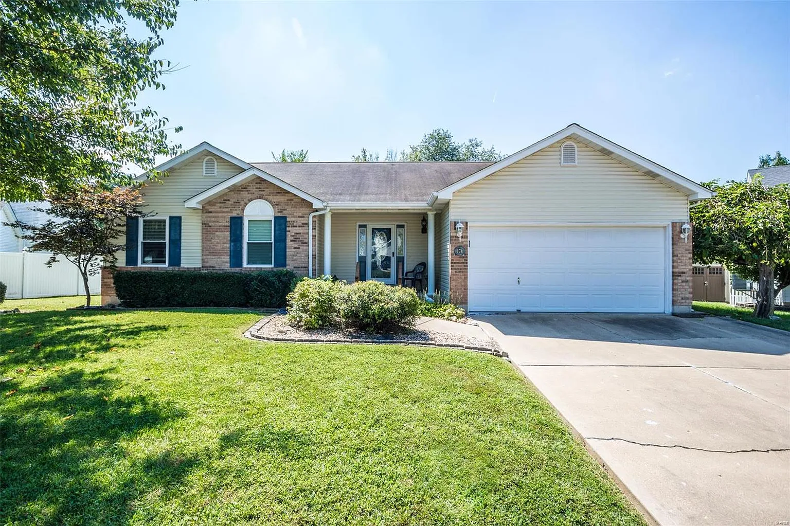 174 Honey Locust Ln photo 1
