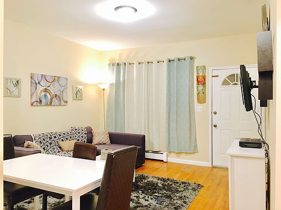 5th image of 3538 Carlisle Pl #A