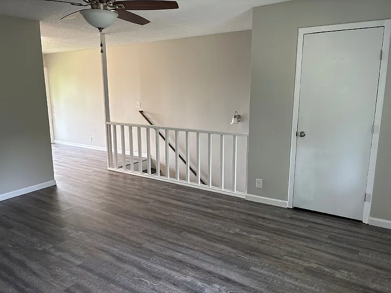 108 Woodcreek Dr #A-8 — Photo 23