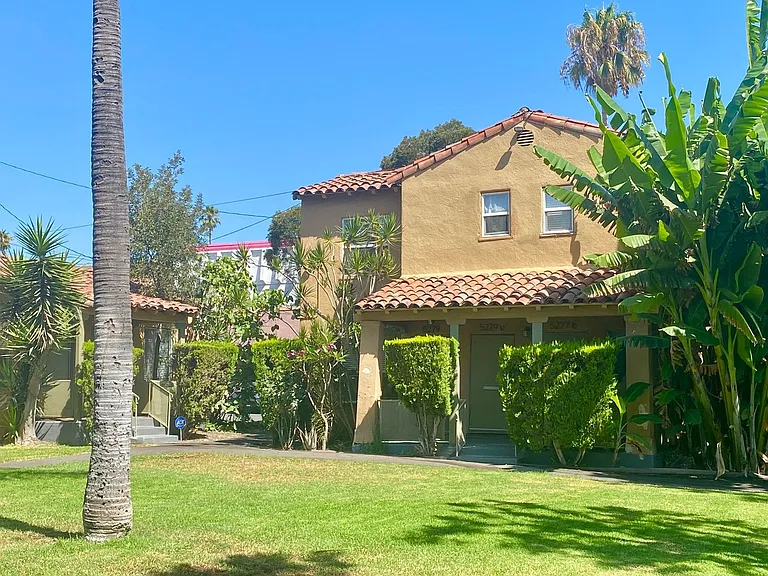5225 De Longpre Ave — Photo 37