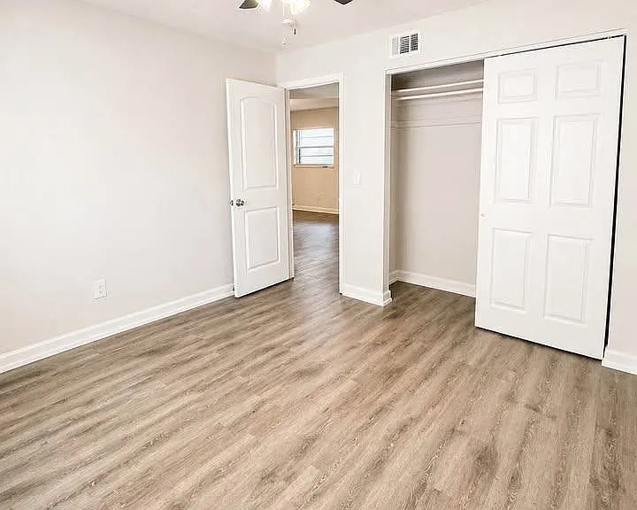 310 S Orleans Ave — Photo 16