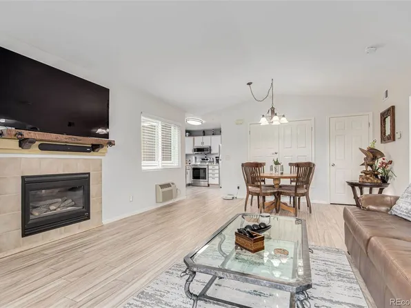 50 19th Ave APT 84, Longmont, CO 80501