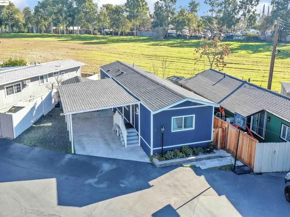 75 E Bolton Rd Unit 11, Oakley, CA 94561
