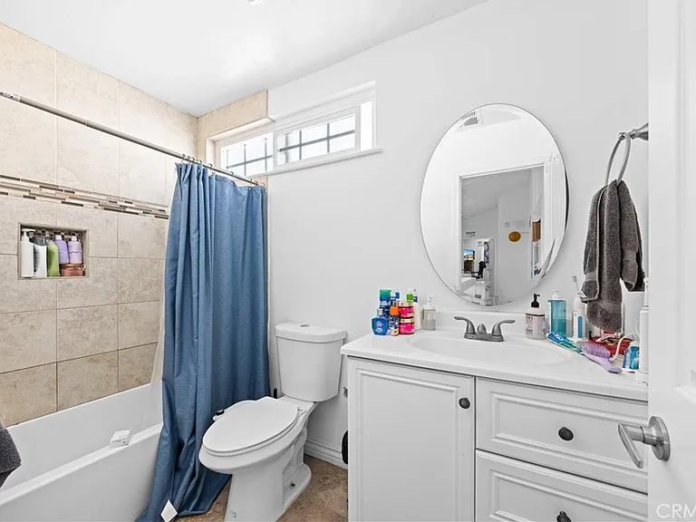 17612 Webster Ave — Photo 16