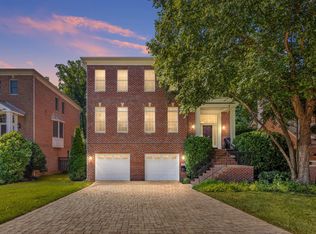 4906 16th St N, Arlington, VA 22205