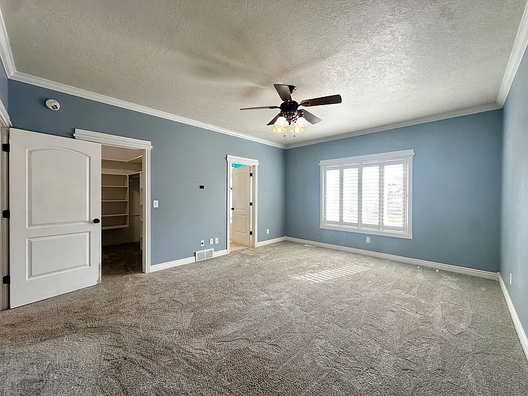 624 Centennial Loop — Photo 8