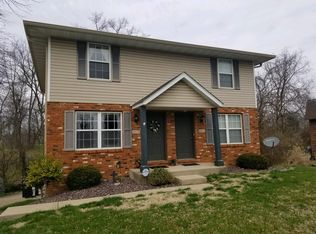 407 Collinsville Rd #B, Troy, IL 62294