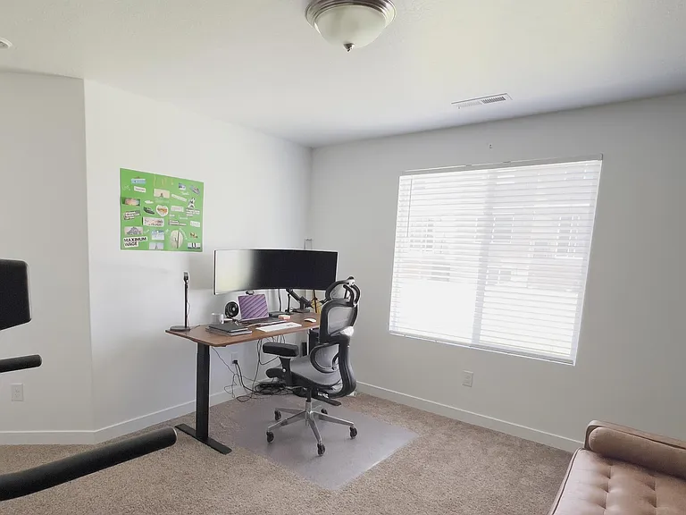 2nd Bedroom